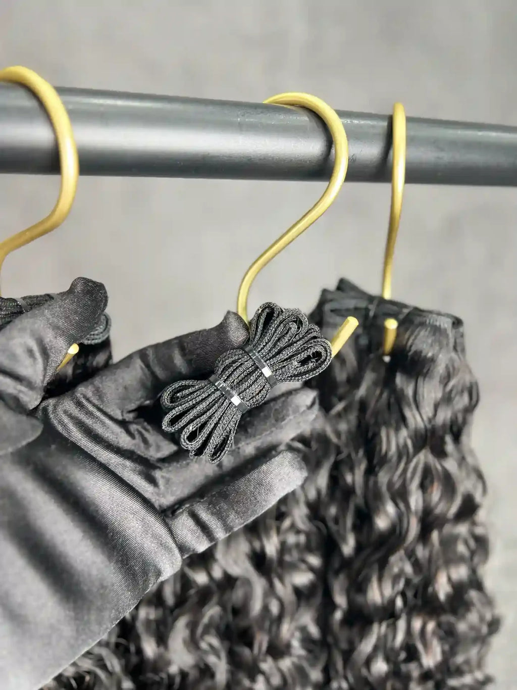 3 paquets de cheveux bouclés style Pixie à grosses boucles birmanes, double épaisseur | Longueur 10 à 24 pouces | Marque Boruihair | 100 % cheveux humains