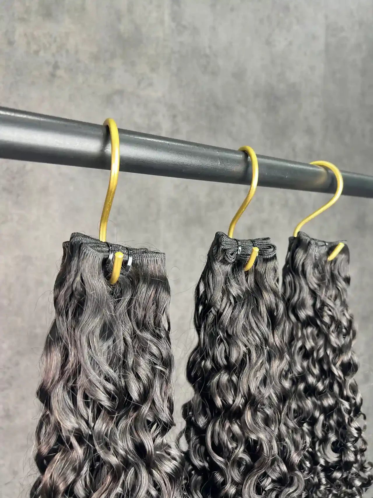 3 mechones de cabello rizado estilo duendecillo birmano con rizos grandes, doble capa | Largo: 25-60 cm | Marca Boruihair | 100 % cabello humano