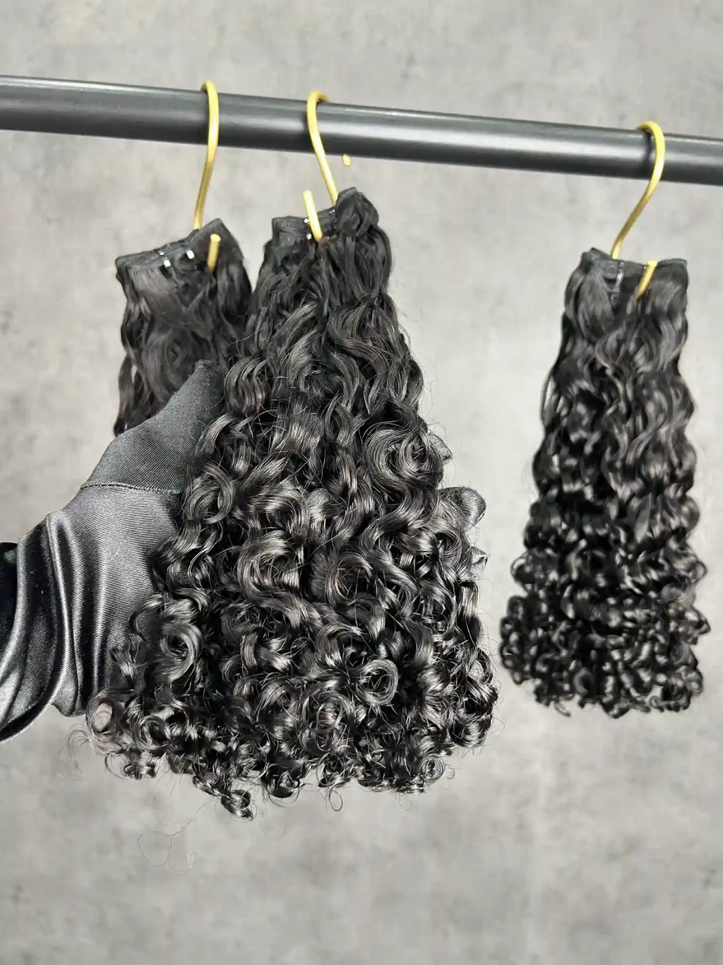 3 paquets de cheveux bouclés style Pixie à grosses boucles birmanes, double épaisseur | Longueur 10 à 24 pouces | Marque Boruihair | 100 % cheveux humains